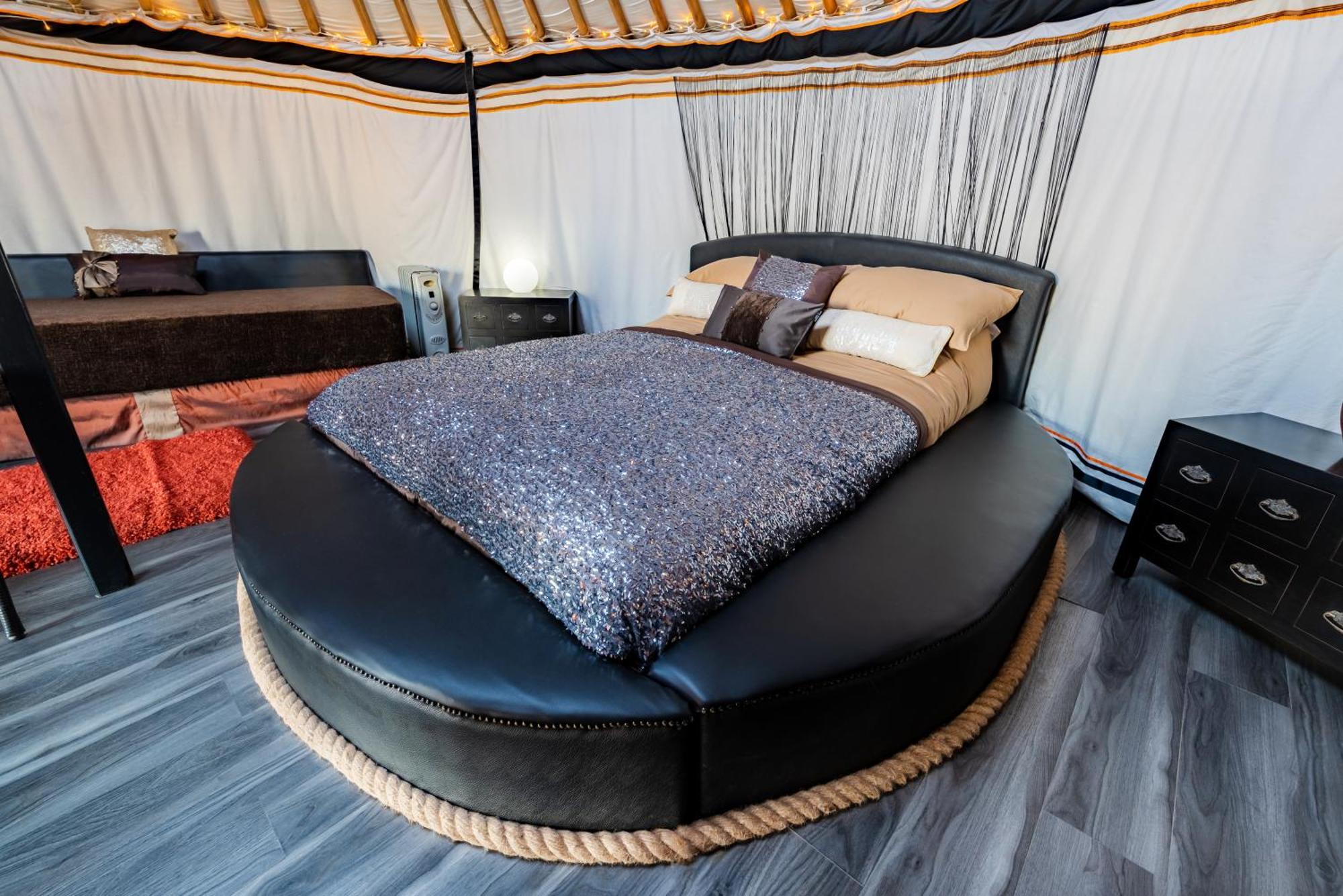Yurts * Lincoln