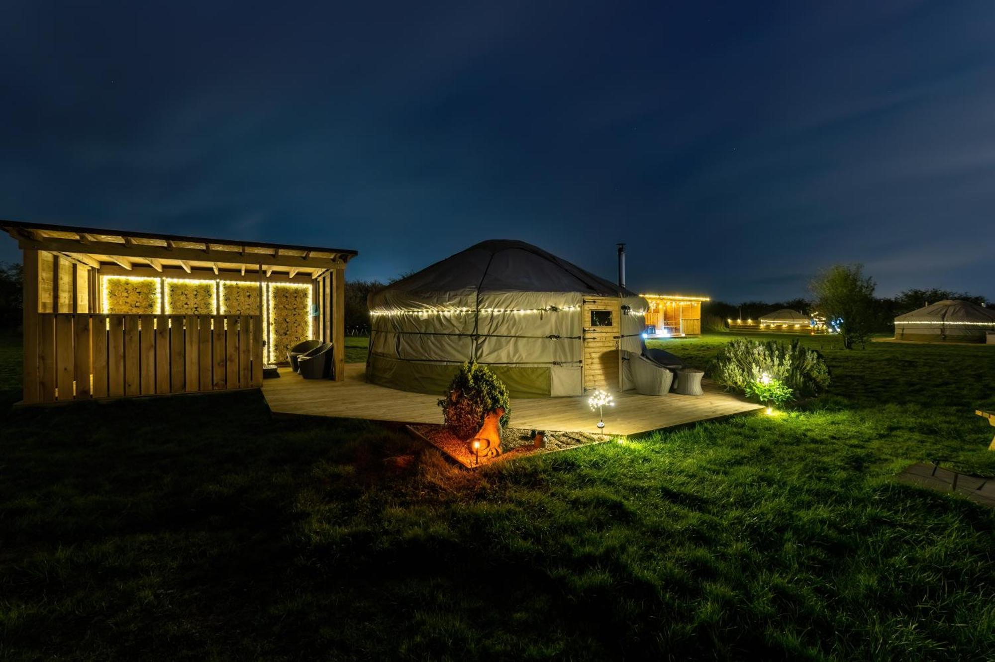 Luxury tent Yurts *